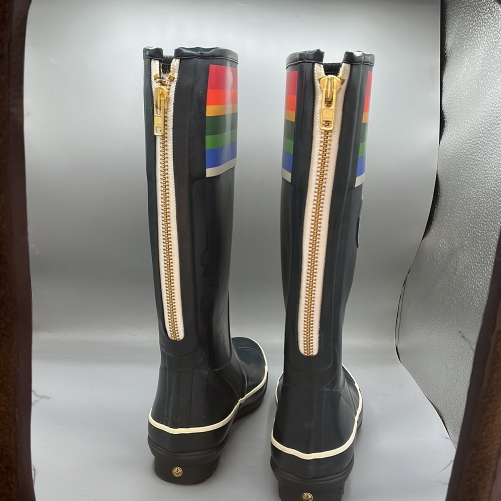 Pendleton Woolen Mills View 2
